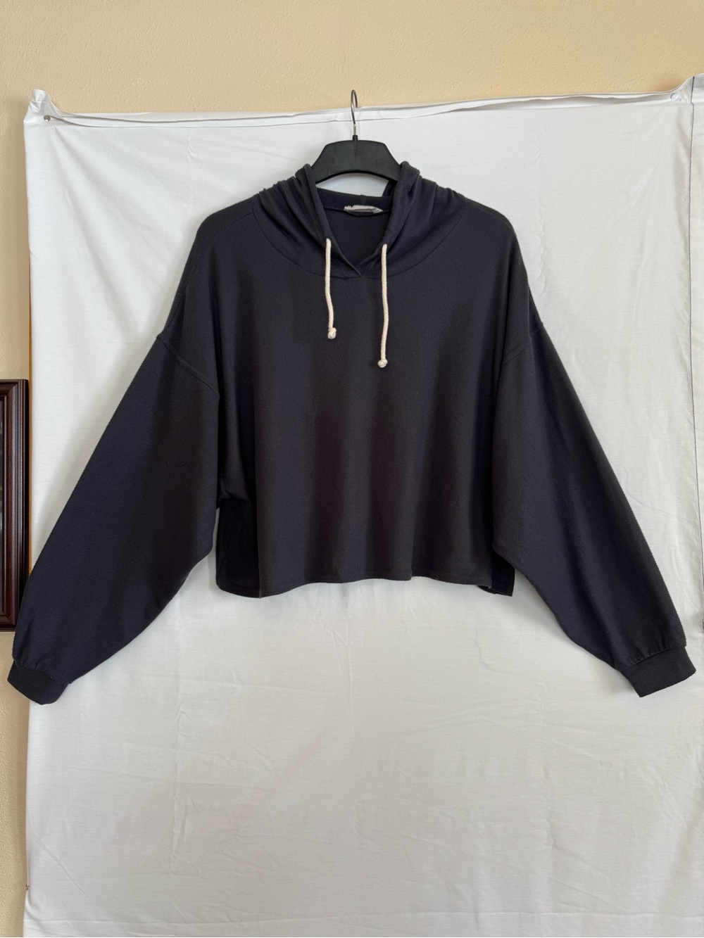 Double Zero Black Cropped Hoodie with Drawstring